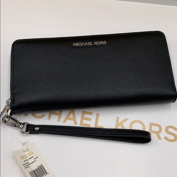MICHAEL KORS Jet Set Travel Continental PVC Zip - Picture 2 of 13